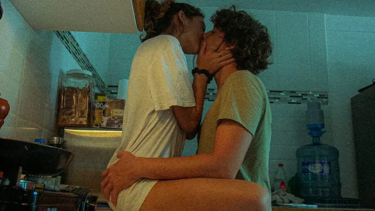 10 Things Men Like in Bed